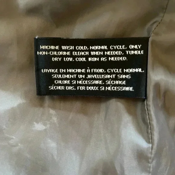 Via Spiga Gray Puffer Jacket Gold Buttons Women’s Large NWOT - Picture 8 of 12